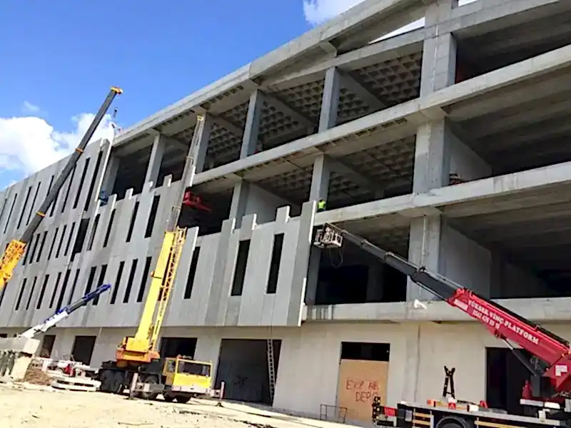 Çok Katlı Ağır Sanayi Binaları