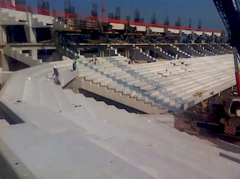 Stadyumlar ve Spor Tesisleri